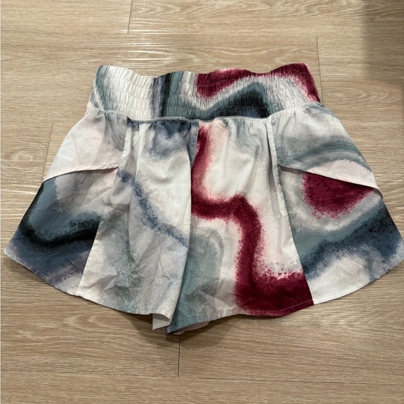 Calia Multicolor Airbrush Crystal Woven High Rise Petal Hem Short - Picture 4 of 4